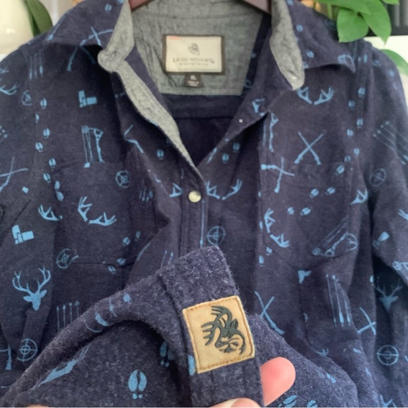 • [Legendary Whitetails] Thick Flannel • - Picture 8 of 16